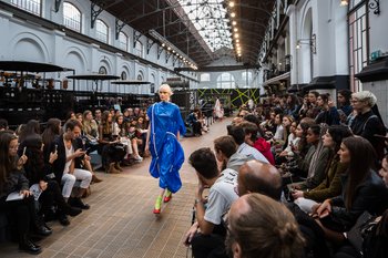 Portugal Fashion regressa ao Porto com desfiles de designers nacionais e  internacionais - Expresso